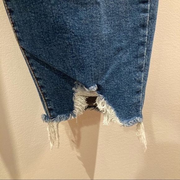 LEVI’S Sz 18 Wedgie Skinny Distressed Hem Button Fly Mid-Wash High Rise  Jeans - Picture 3 of 11